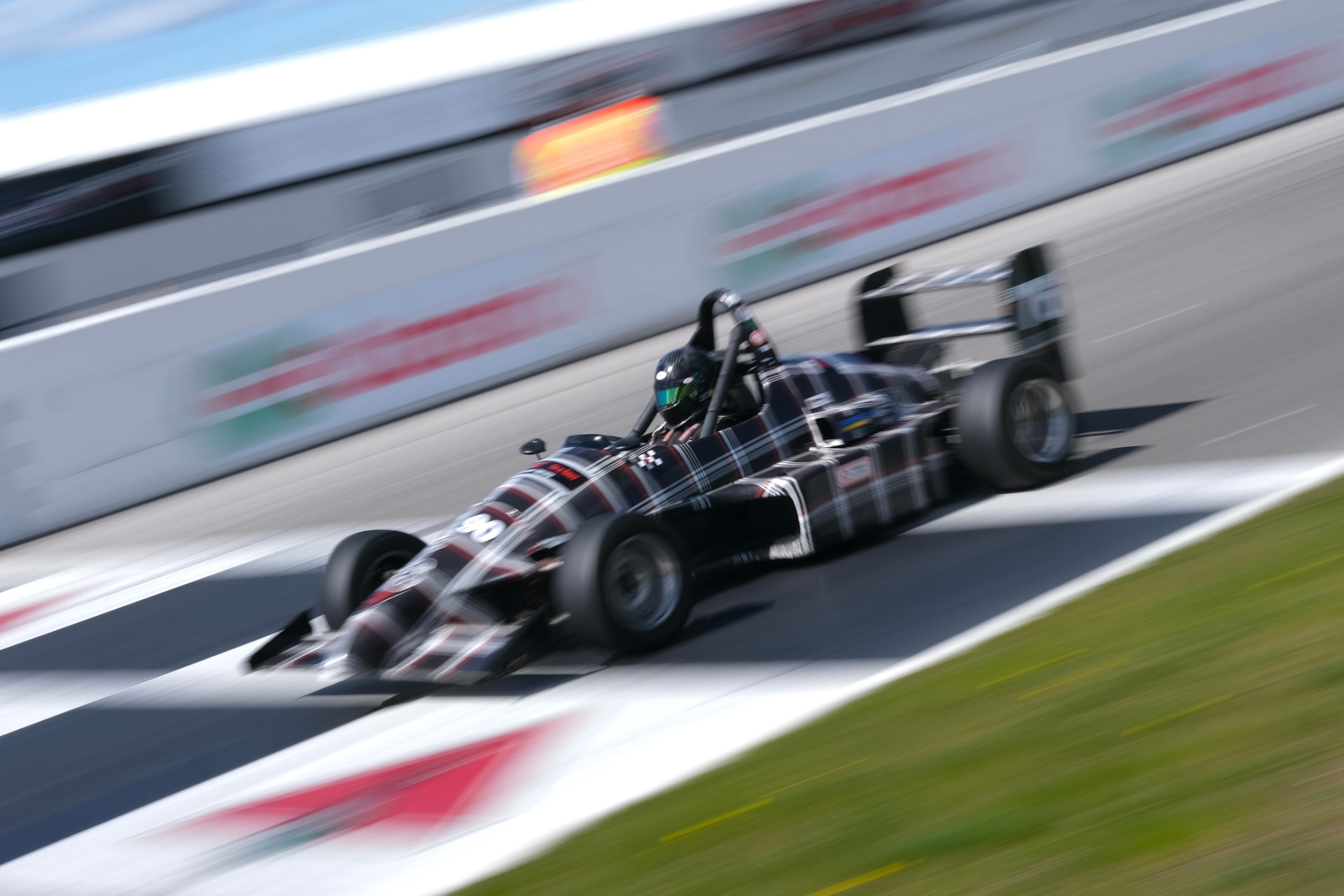 Formula car through the esses
